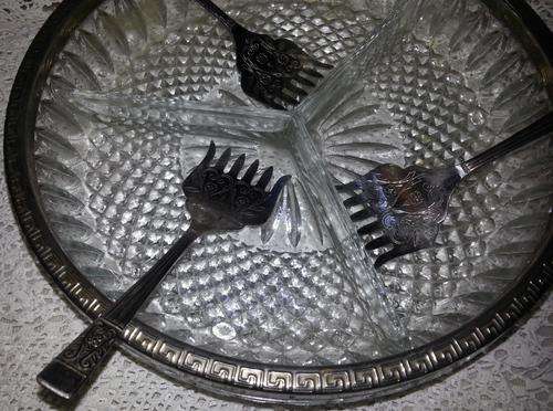 CRYSTAL AND SILVER PLATED 3 DIVISION DISH WITH SILVER PLATED SERVING FORKS