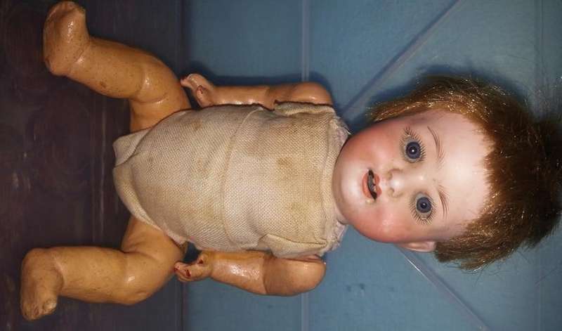 SCHOENAU & HOFFMEISTER ANTIQUE BABY DOLL CIRCA 1900