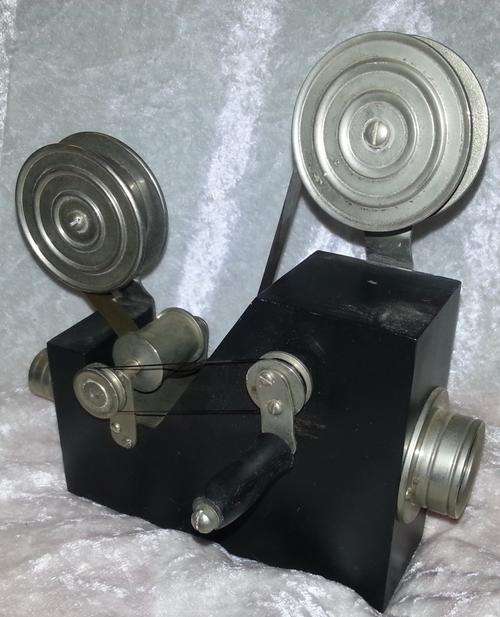 VINTAGE LOOK CAMERA (MOK CAMERA)