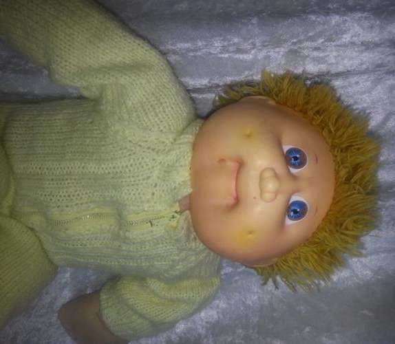 FAMILY OF CABBAGE PATCH DOLLS?