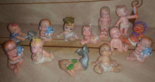 13 X Vintage Galoob Magic Diaper Babies Figures