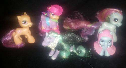 CLEARING OUT MY COLLECTION OF "MY LITTLE PONIES" PLEASE SEE MY OTHER LISTINGS