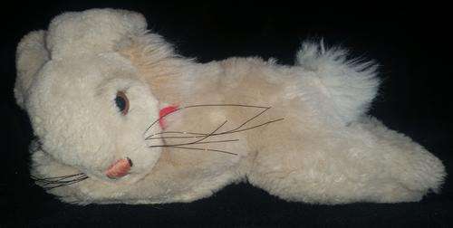 HO MY HO MY SUCH A CUTTIE STEIFF 81/5095 RABBIT WITH BUTTON AND TAG