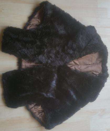 Vintage Fur Shoulder Jacket in Excellent Condition -