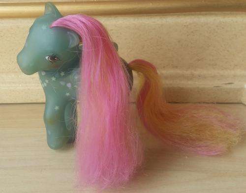 MY LITTLE PONY G1 1987 PEGASUS STAR GLOW translucent piano symbo