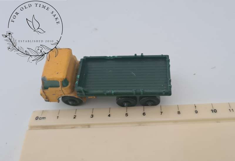 Matchbox #4 DODGE STAKE TRUCK see photos for condition