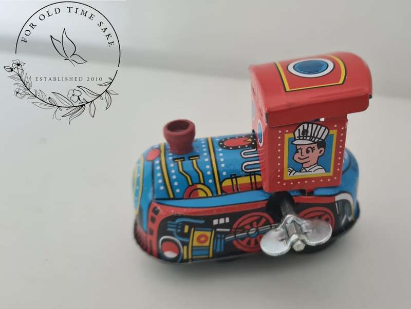 Miniature Tin Toy Train Engine Locomotive Metal Wind Up , working