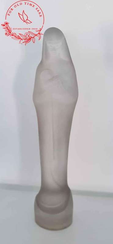 Pressed frosted glass `Madonna with child`, design Stef Uiterwaal (1889-1960), executed by Glasfabr