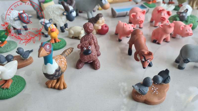 Lot farm animals for fun and Play - see photos