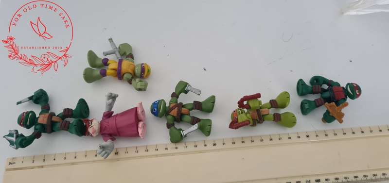 Lot Teenage Ninja Turtle Lot, comes as per photos