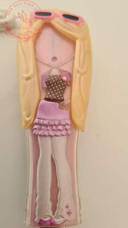 Mattel Barbie Girls MP3 Player - please see photos for item condition, has some wear