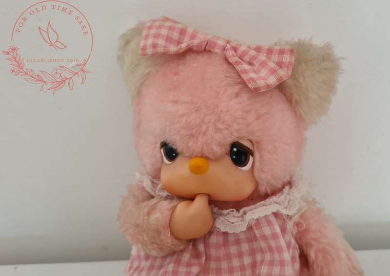 VINTAGE RUSS BERRIE & CO. PINK FELICIA CAT THUMB-SUCKING MONCHICHI DOLL