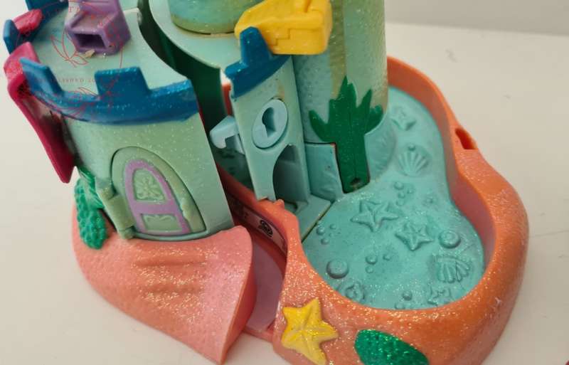 Trendmasters Star Castle Beach Castle 1995 Glittery Sparkly -comes as per photos