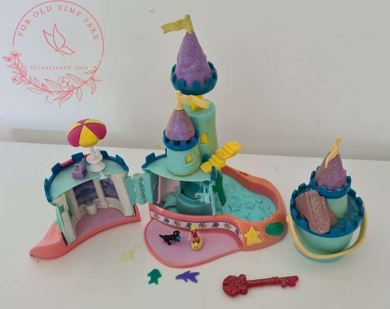 Trendmasters Star Castle Beach Castle 1995 Glittery Sparkly -comes as per photos
