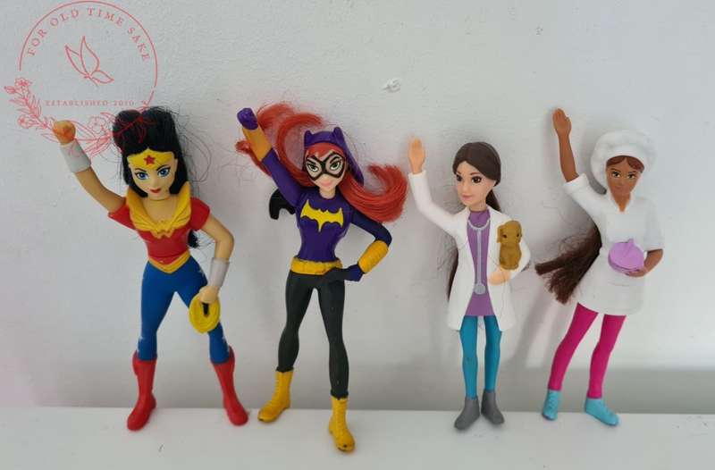 4 x Mini mcdonalds barbies