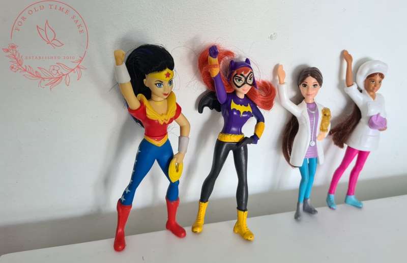 4 x Mini mcdonalds barbies