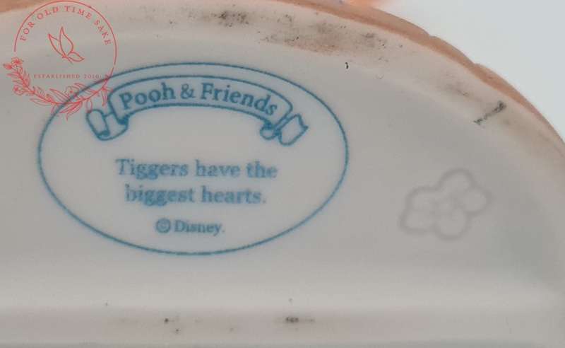 Disney Pooh & Friends Collectible range, 13cm Porcelain Tiger Figurine -  see photos for tail repair