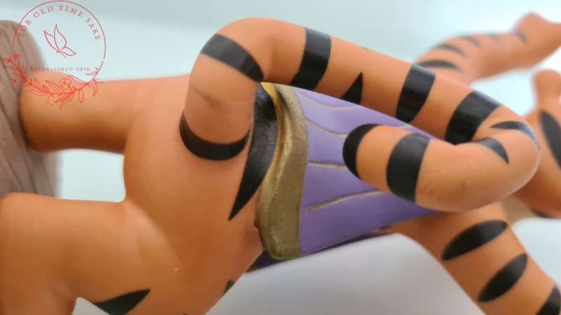 Disney Pooh & Friends Collectible range, 13cm Porcelain Tiger Figurine -  see photos for tail repair