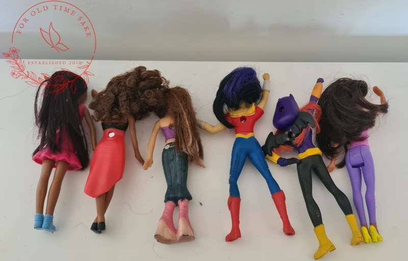 Lot MDonalds mini Barbie dolls