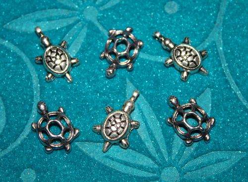 Turtle charms X6 approx 1cm diameter