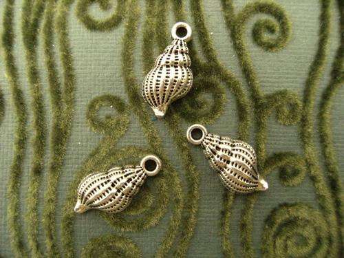 Shell charms X 3