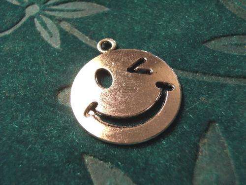 Smiley face charm, nickel