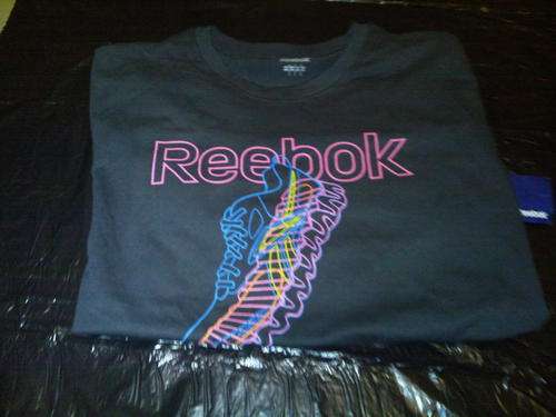 MORE REEBOK TEES***SIZE MEDIUM***BID R1 NOW*****