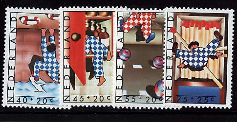 NETHERLANDS 1977 CHILD WELFARE (DANGERS TO CHILDREN) SET OF 4 UMM.SG 1282-1285