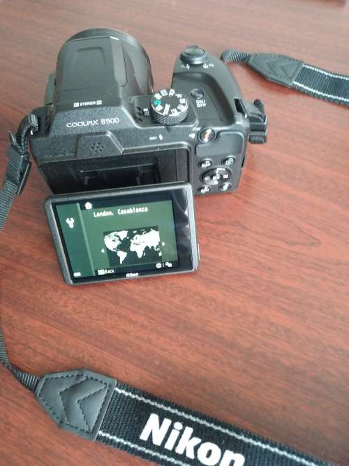 NIKON COOLPIX B500 CAMERA !! LIKE NEW !! BARGAIN