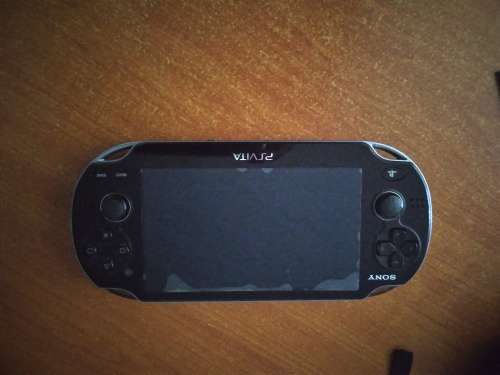 PS VITA CONSOLE MODEL PCH 1104  !! R100 SHIPPING COST !!