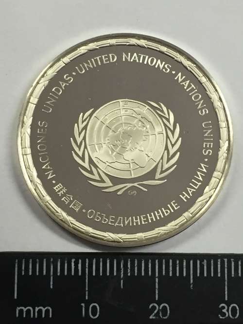 Nigeria United Nations proof sterling silver medallion - weighs 13.2 grams