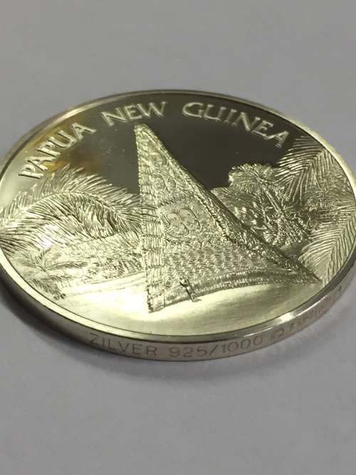 Papua New-Guinea United Nations proof sterling silver medallion - weighs 13.6 grams