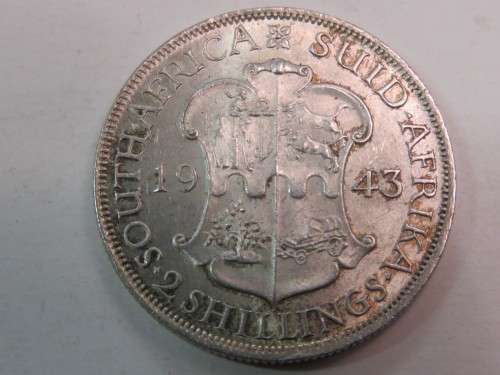 SA Unions silver 1943 two shilling - AU+