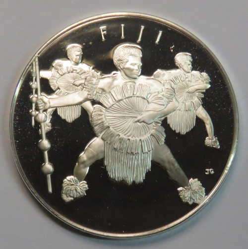 Fiji United Nations sterling silver proof medallion - Weighs 13,2 grams