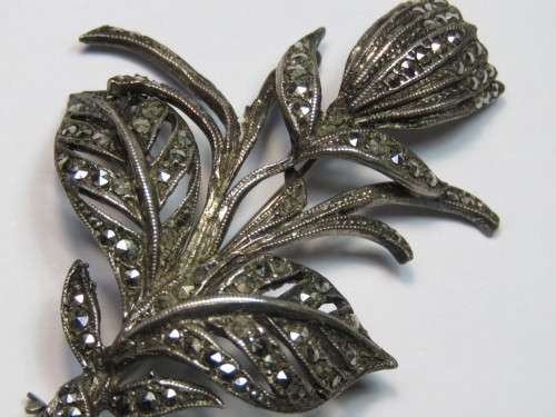 Sterling silver marcasite brooch - Vintage