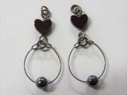 2 Costume jewellery pendants