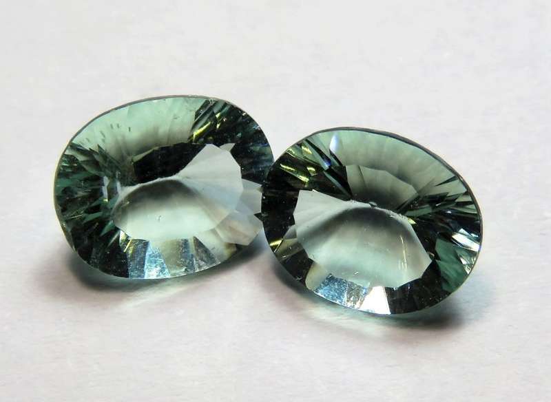 2 Brazillian Fluorite ovals of 5.15carat total weight - Brilliant