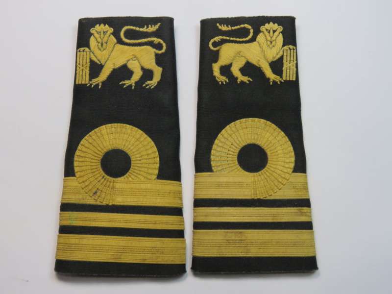 Pair of SA Navy Lieutenant Commander epaulettes