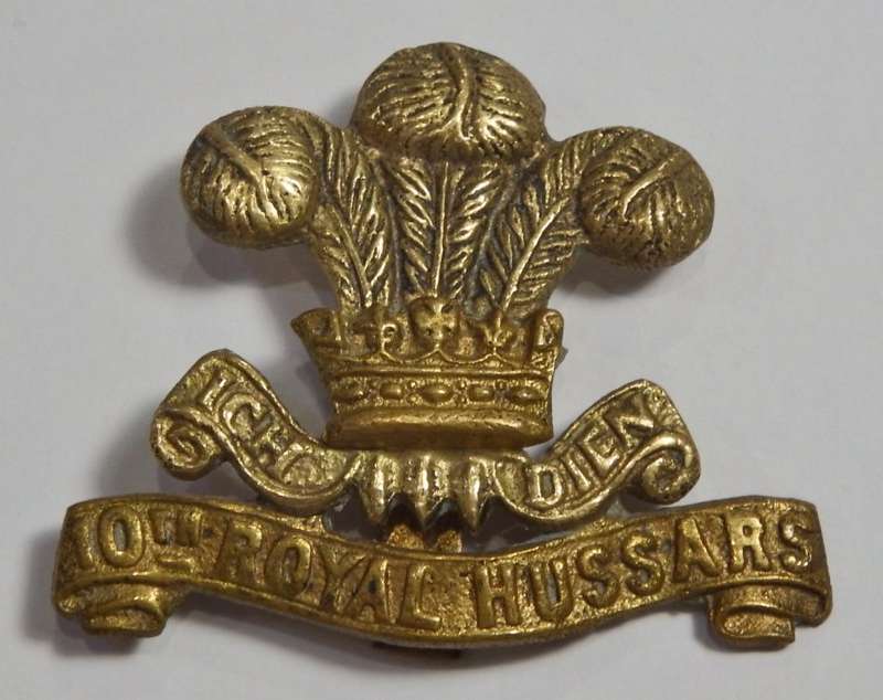 Great Britain 10th Royal Hussars cap badge