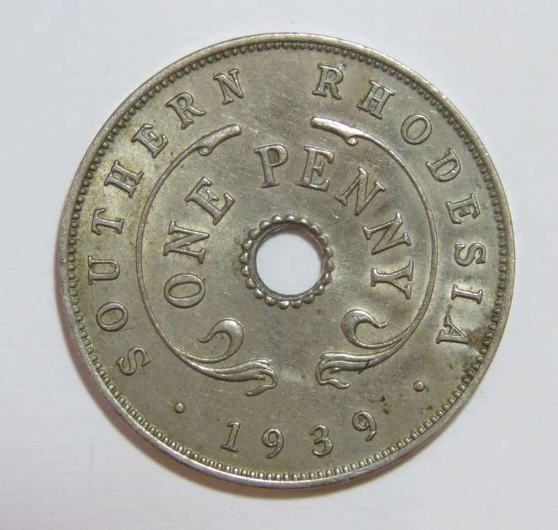 Southern Rhodesia 1939 Copper Nickel penny - Almost uncirculated