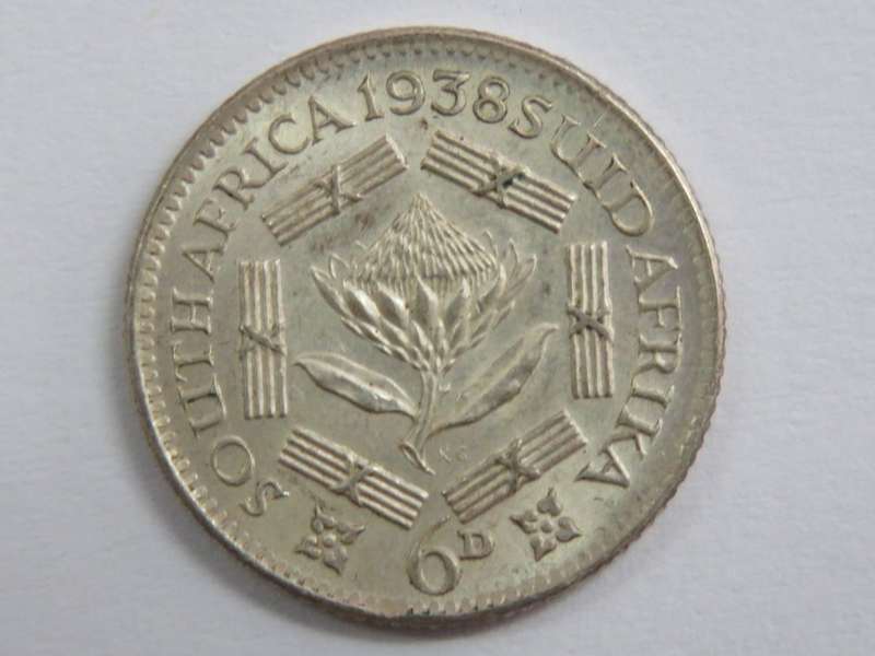 1938 Union of South African silver 6d - Uncirculated