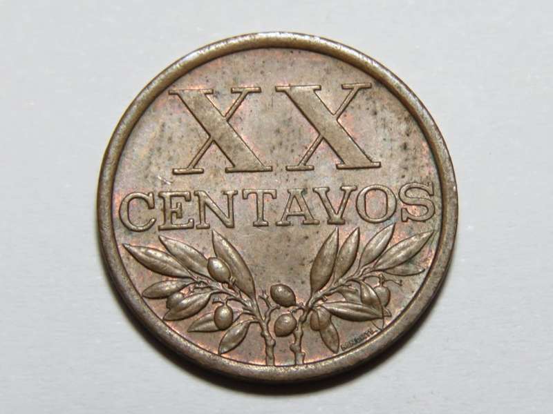 1966 Portugal twenty centavos - UNC