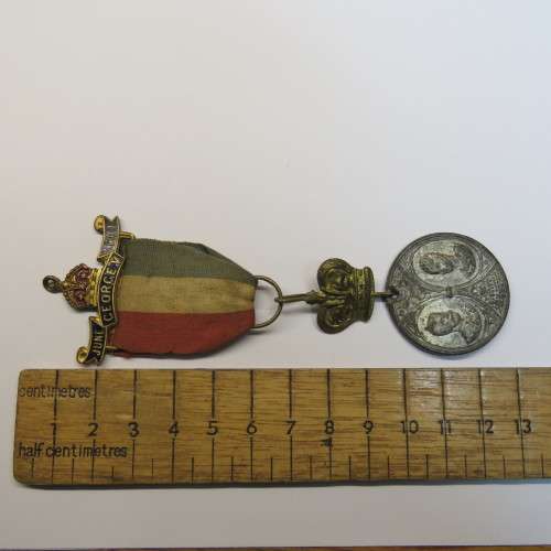 1911 George V coronation medallion