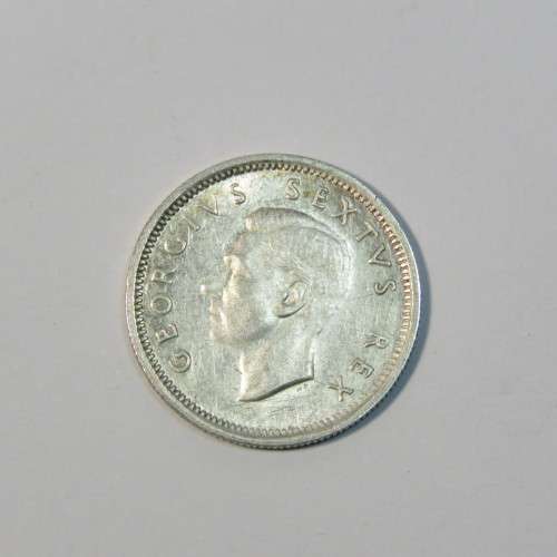 1950 SA Union silver sixpence - Almost uncirculated