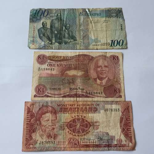 Lot of 10 different Africa banknotes