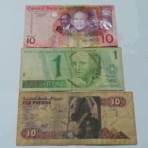 Lot of 10 old world banknotes