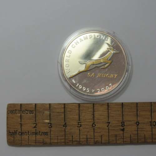 1995-2007 SA Rugby World Champions 2 oz fine silver medallion - Capsule damaged