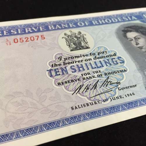 Reserve Bank of Rhodesia Ten Shillings L13 Salisbury 1 June 1966 AU