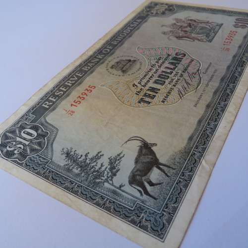 Reserve Bank of Rhodesia Ten Dollars 15 September 1975 - Fine +