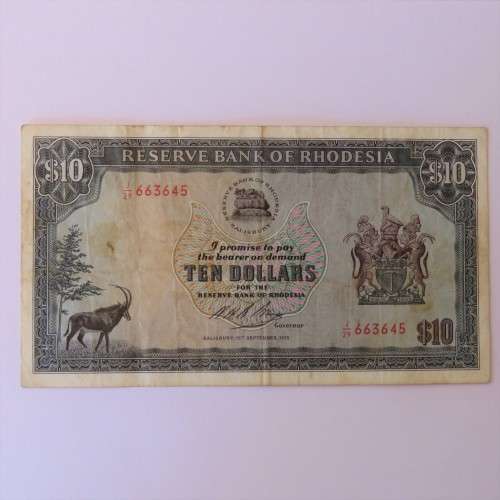 Reserve Bank of Rhodesia Ten Dollars 15 September 1975 - Fine